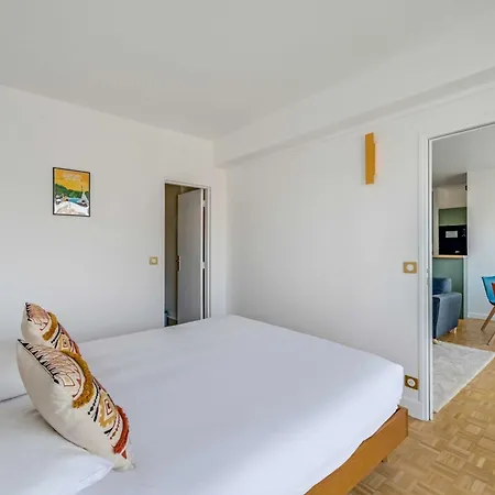 Bright Flat - 1bdr 4p- Near Paris And La Defense